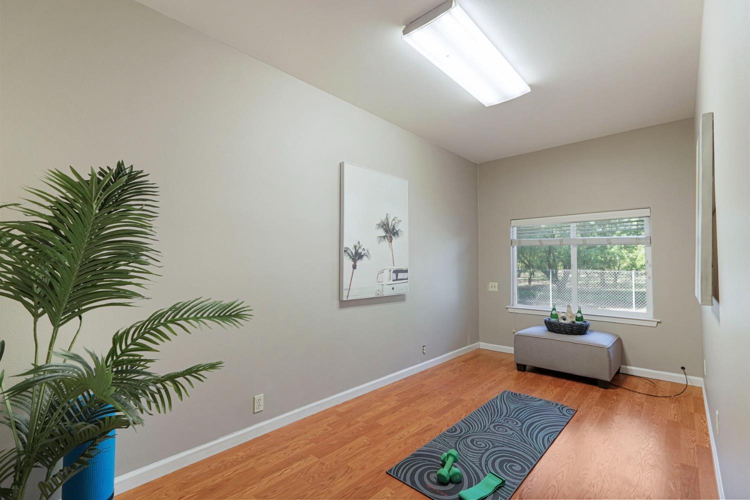 1187 S Mohler Rd, Ripon, CA 95366