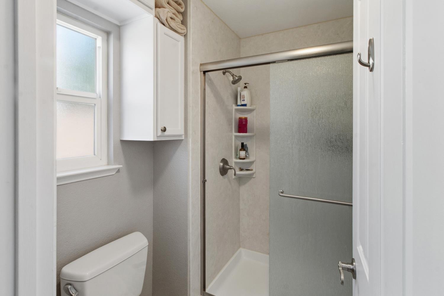 2588 Foxwood Ct, Oakdale, CA 95361