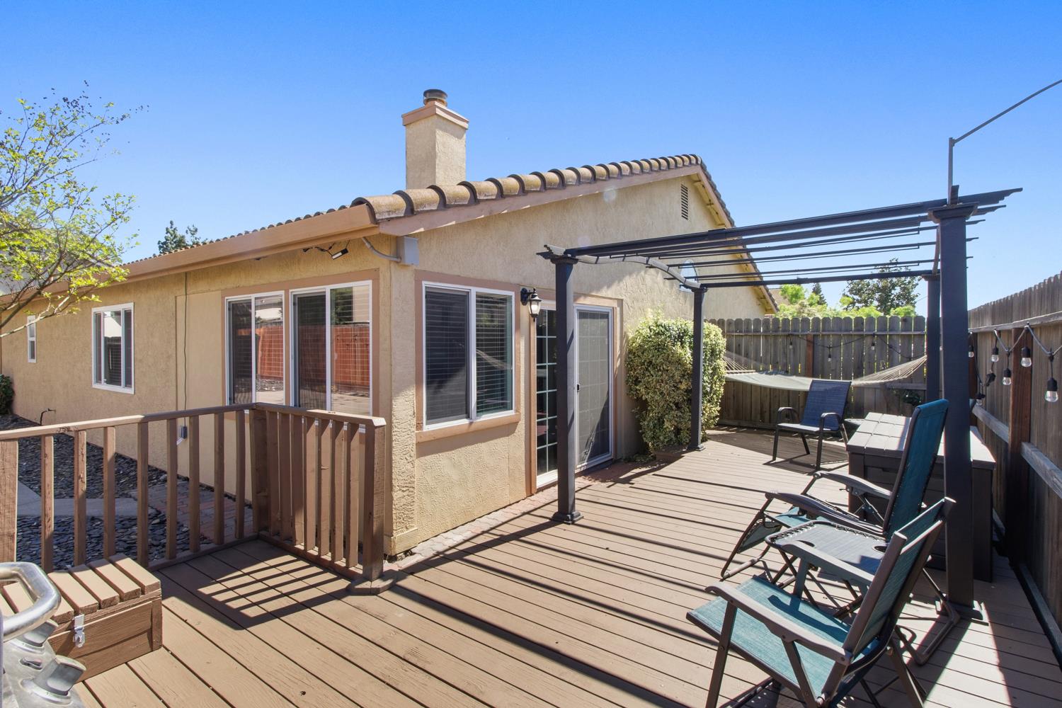 2588 Foxwood Ct, Oakdale, CA 95361