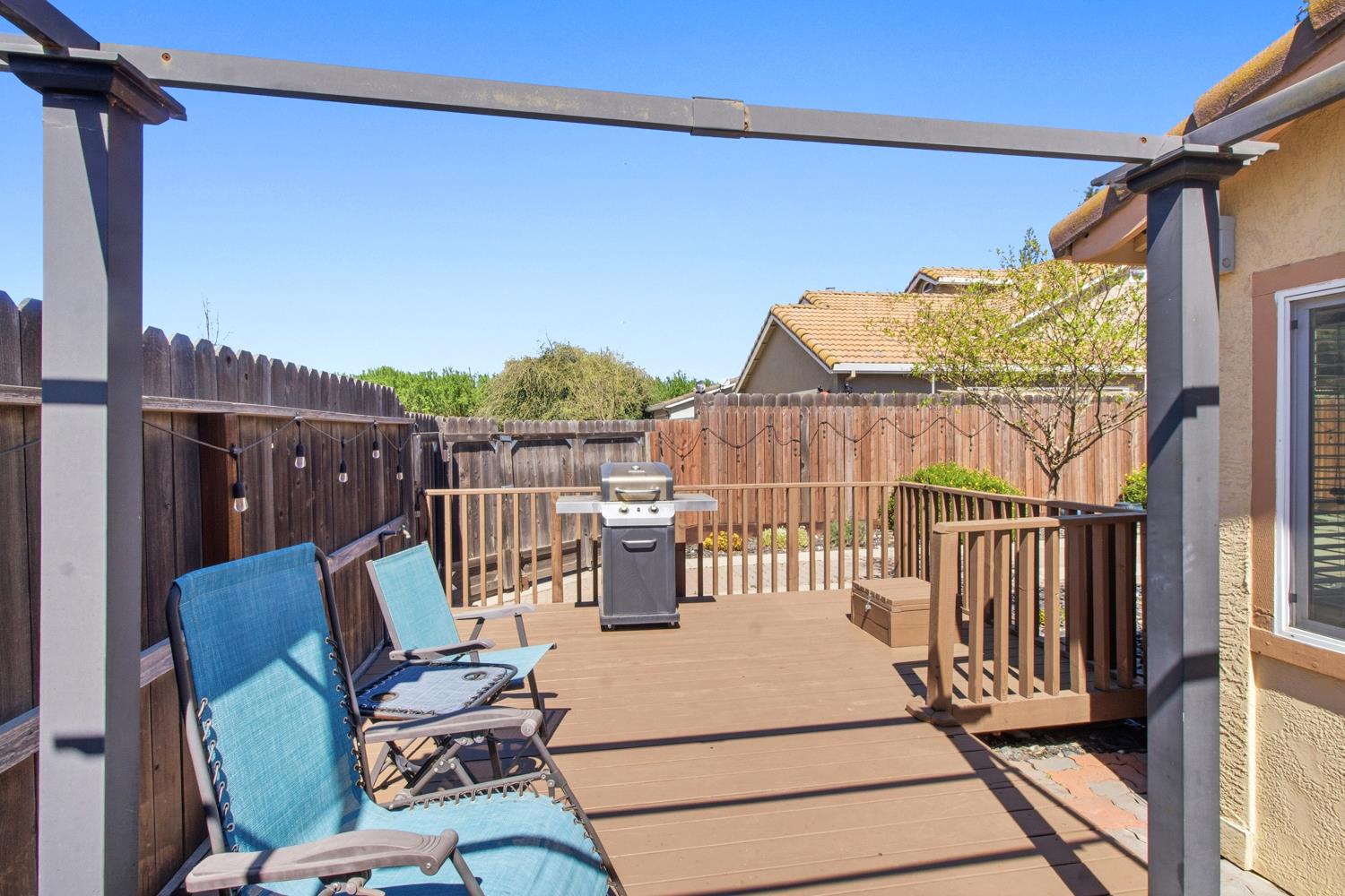 2588 Foxwood Ct, Oakdale, CA 95361