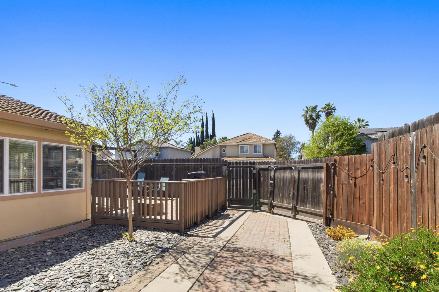 2588 Foxwood Ct, Oakdale, CA 95361