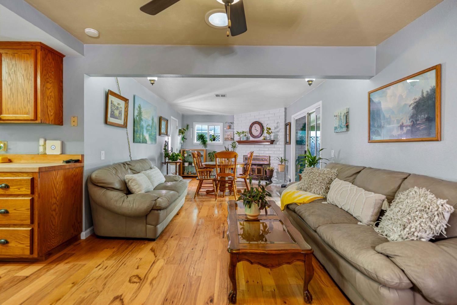 3913 Peacock Ln, Modesto, CA 95356