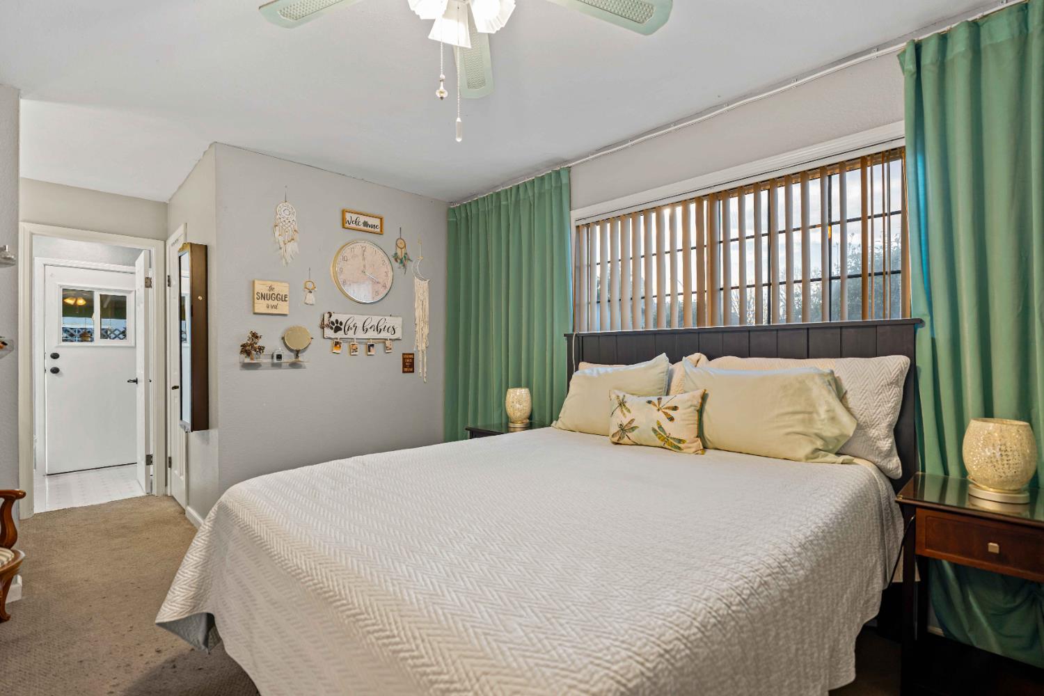 3913 Peacock Ln, Modesto, CA 95356