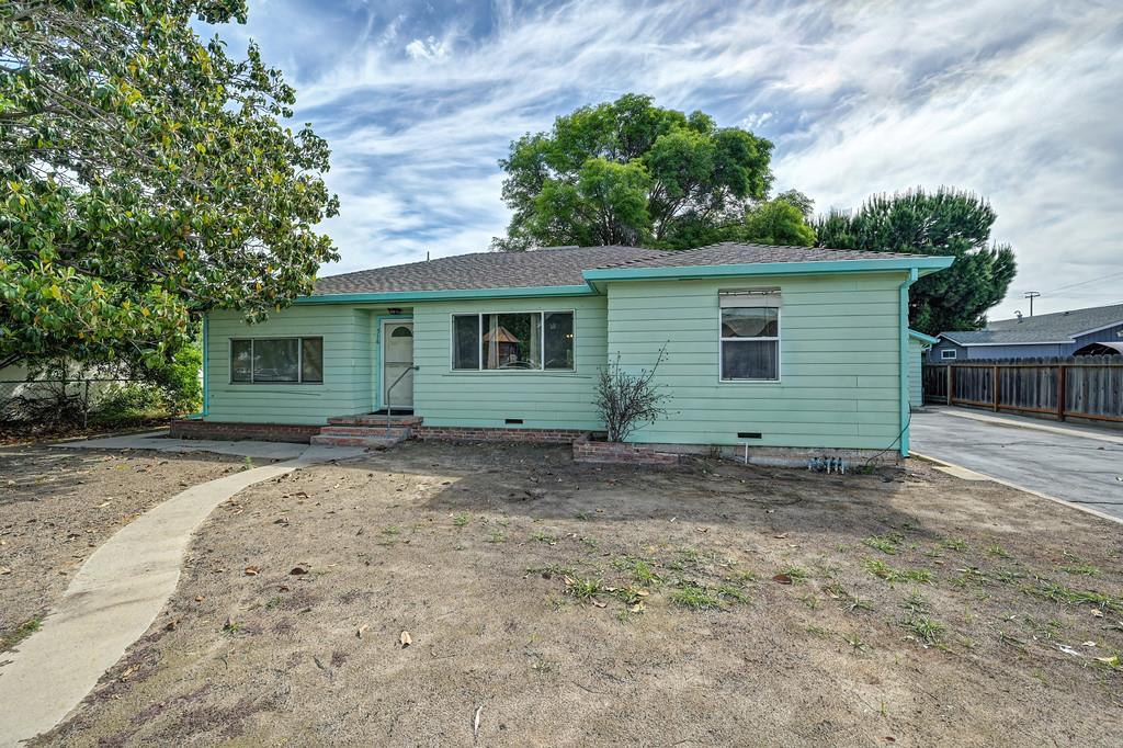 516 Acacia Ave, Manteca, CA 95336