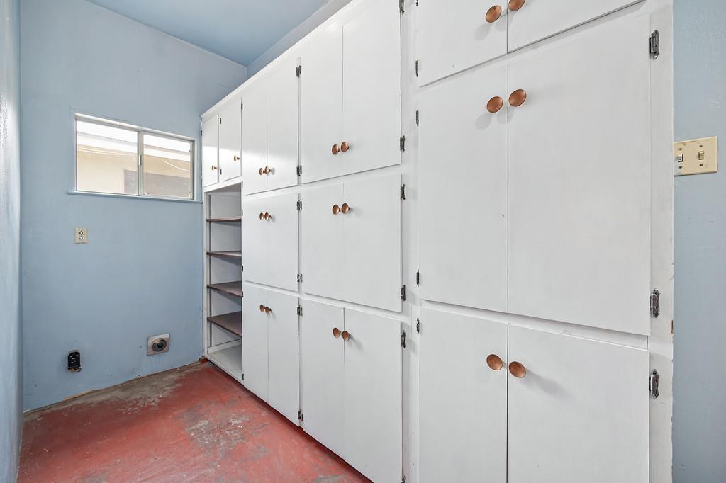 516 Acacia Ave, Manteca, CA 95336