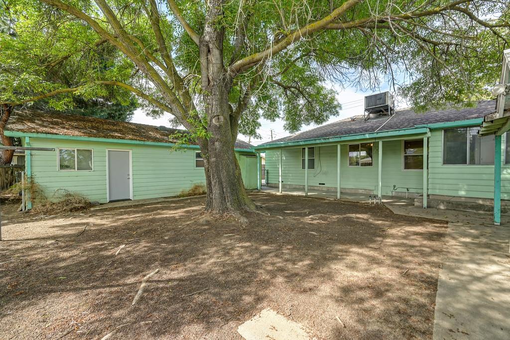 516 Acacia Ave, Manteca, CA 95336