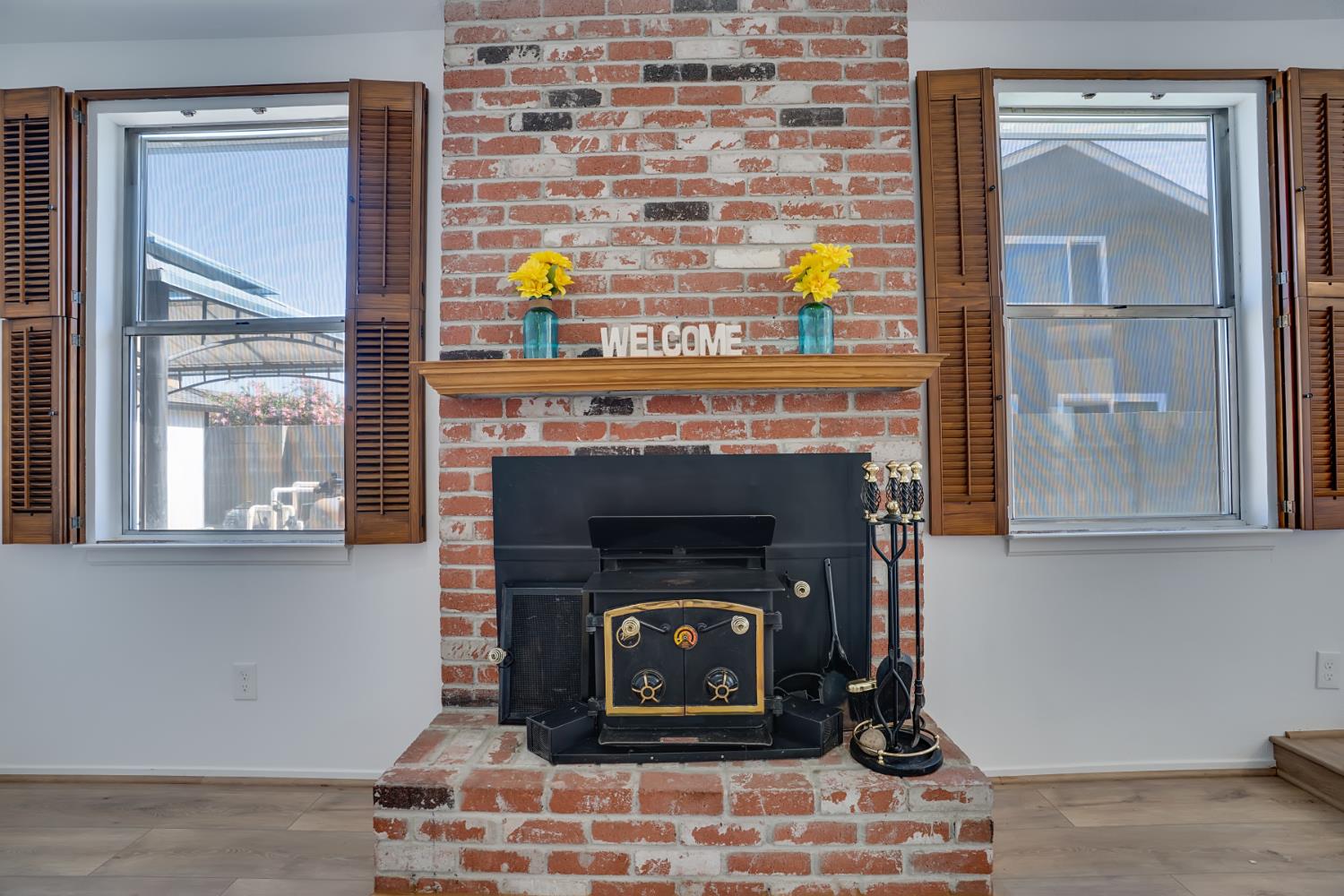1324 Northgate Dr, Manteca, CA 95336