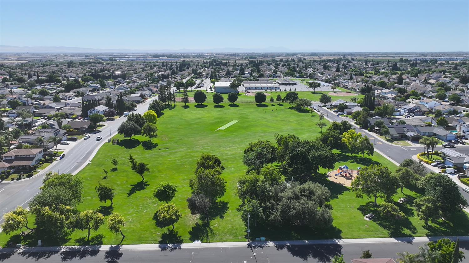 1324 Northgate Dr, Manteca, CA 95336