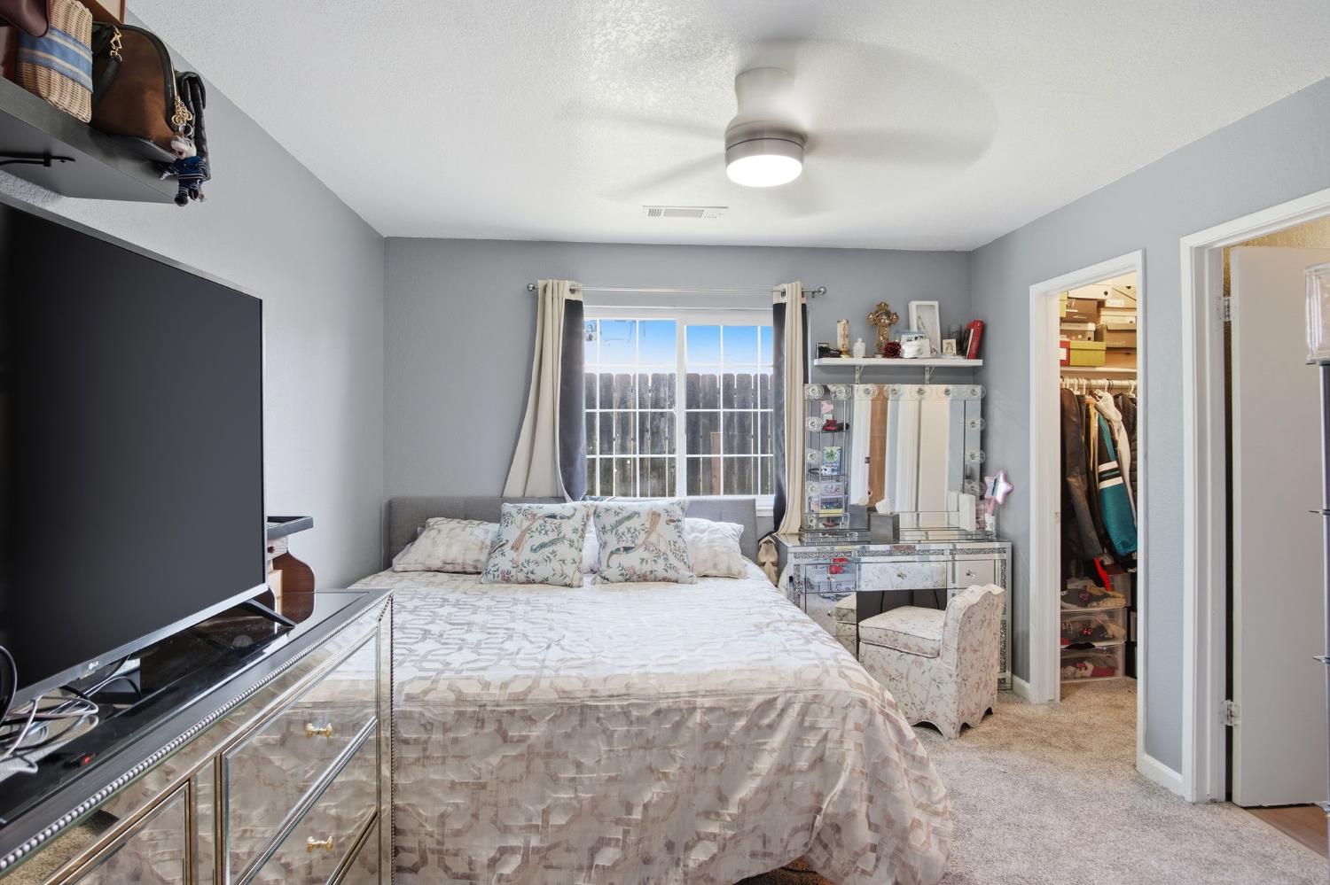 5918 Secretariat Ct, Riverbank, CA 95367