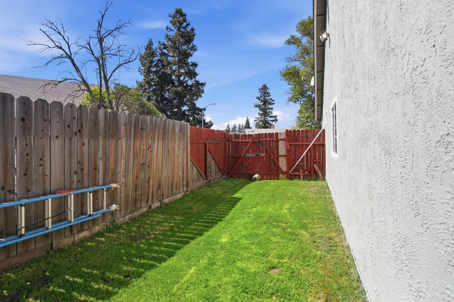 5918 Secretariat Ct, Riverbank, CA 95367