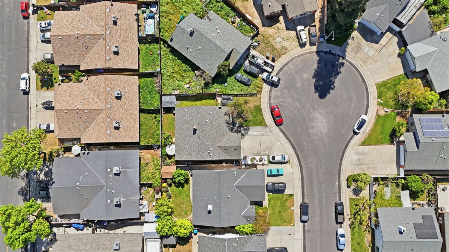 5918 Secretariat Ct, Riverbank, CA 95367