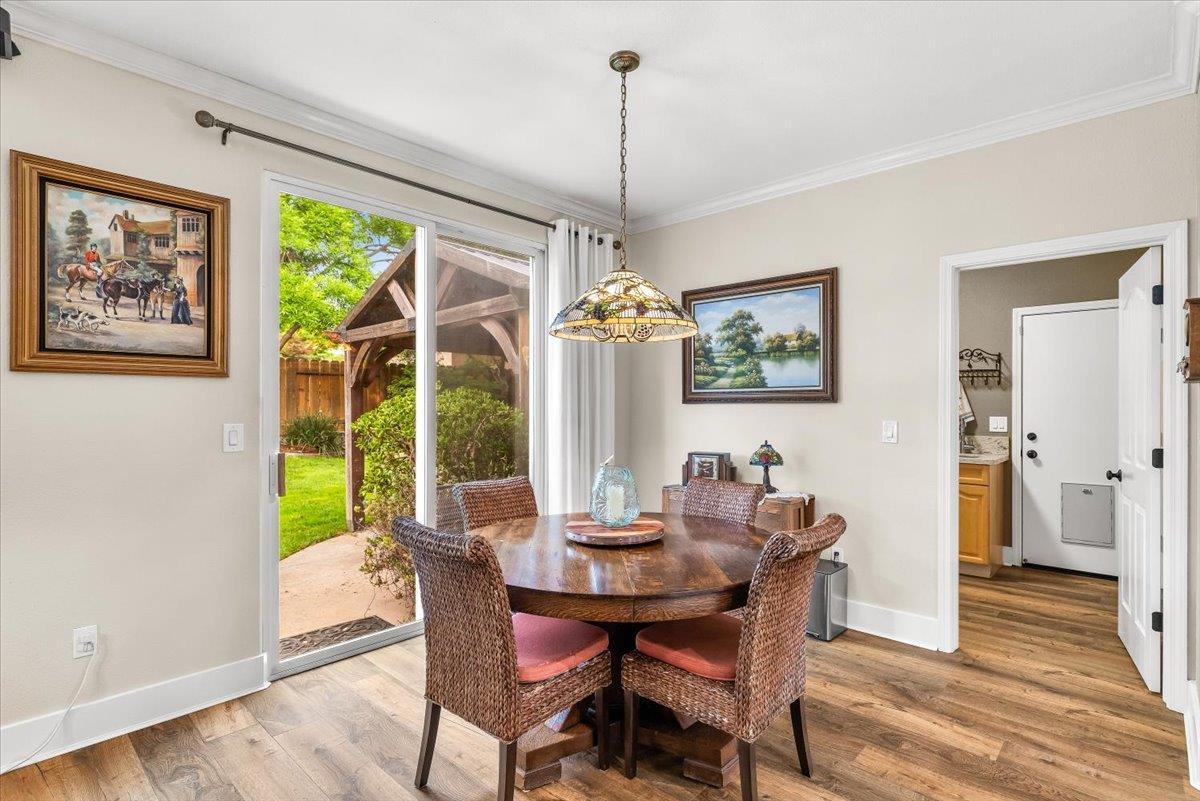 598 Almondcrest St, Oakdale, CA 95361