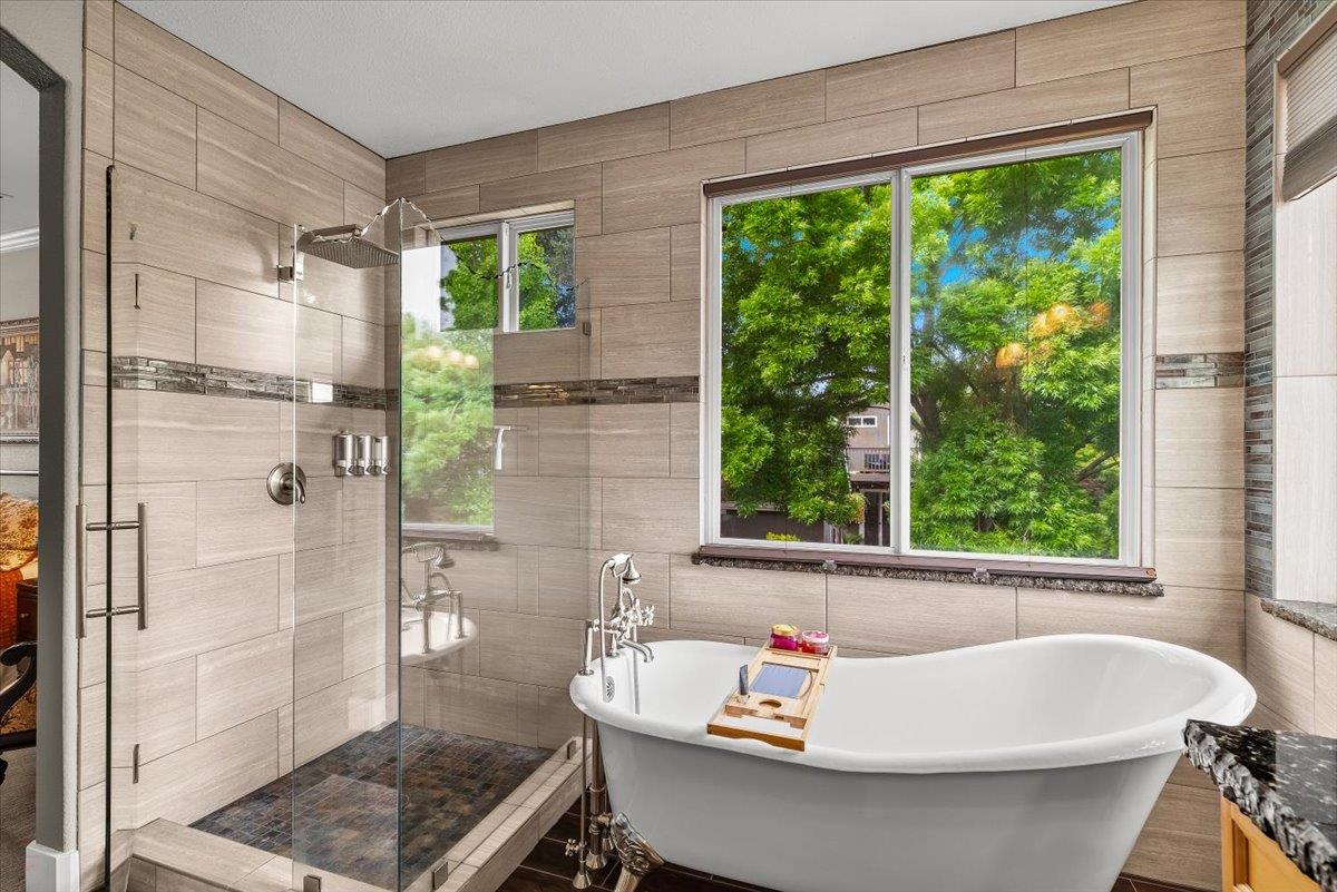 598 Almondcrest St, Oakdale, CA 95361