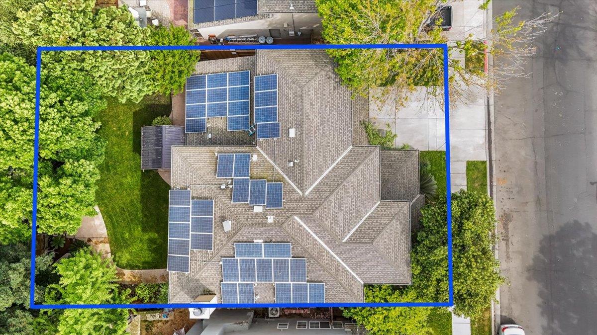 598 Almondcrest St, Oakdale, CA 95361