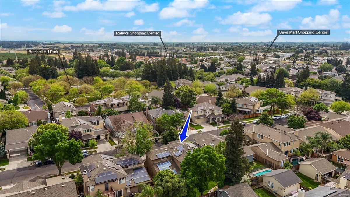 598 Almondcrest St, Oakdale, CA 95361