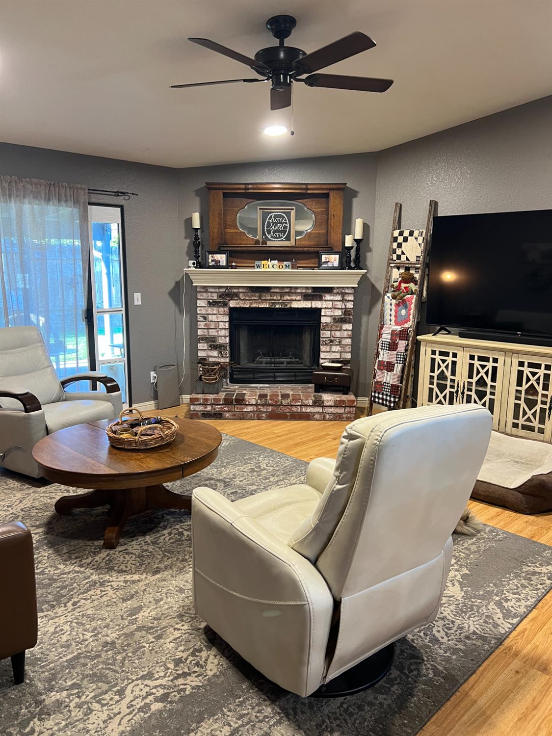 2200 Chelsea Pl, Turlock, CA 95380