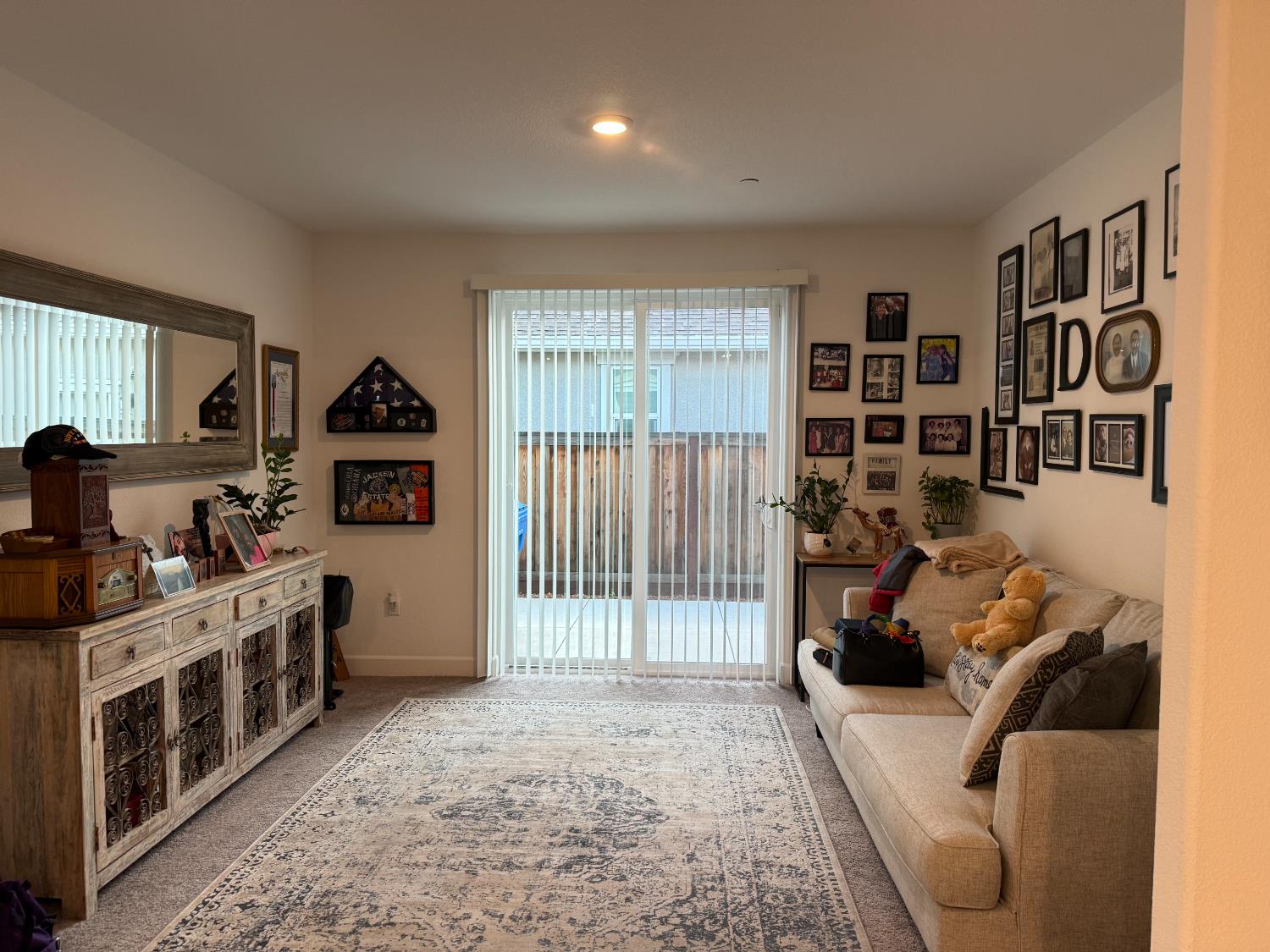 461 S Walcott St, Manteca, CA 95336