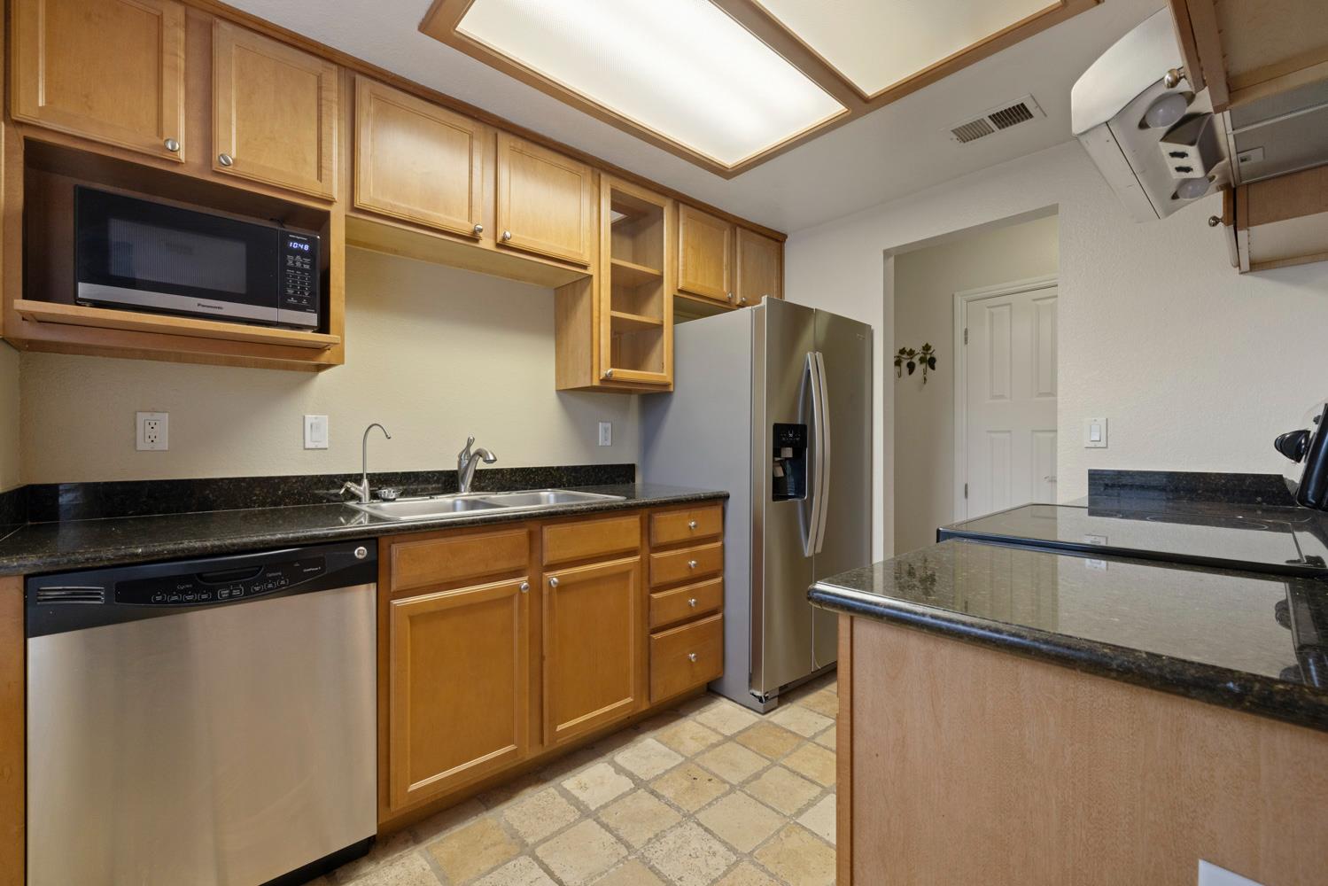 3901 Dale Rd #A, Modesto, CA 95356