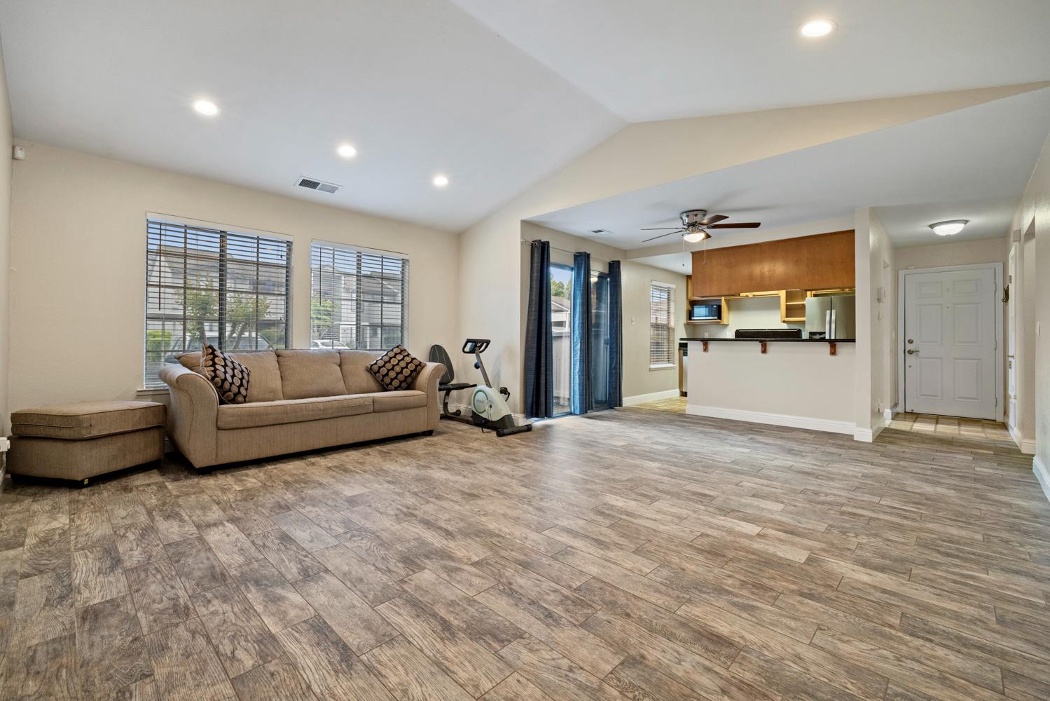 3901 Dale Rd #A, Modesto, CA 95356