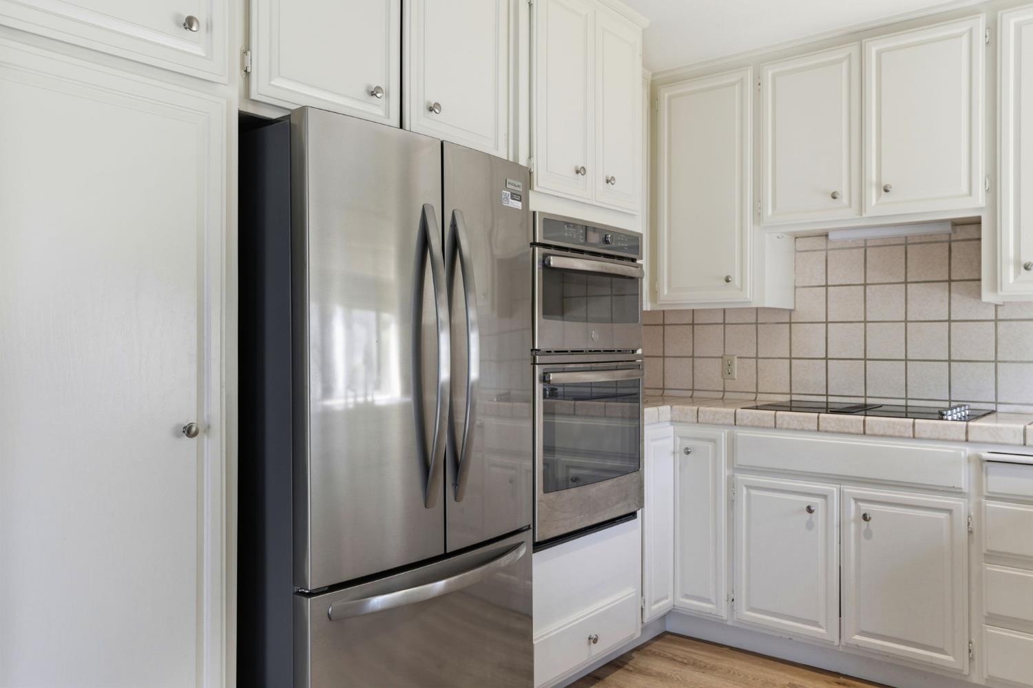 250 W Rumble Rd #D, Modesto, CA 95350