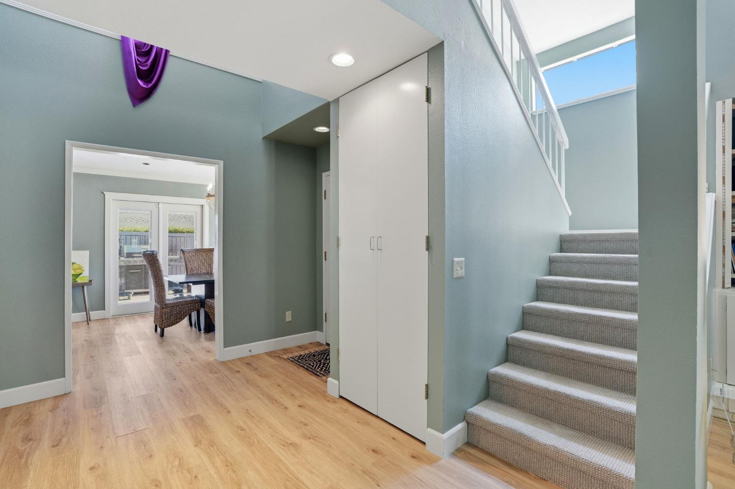 250 W Rumble Rd #D, Modesto, CA 95350