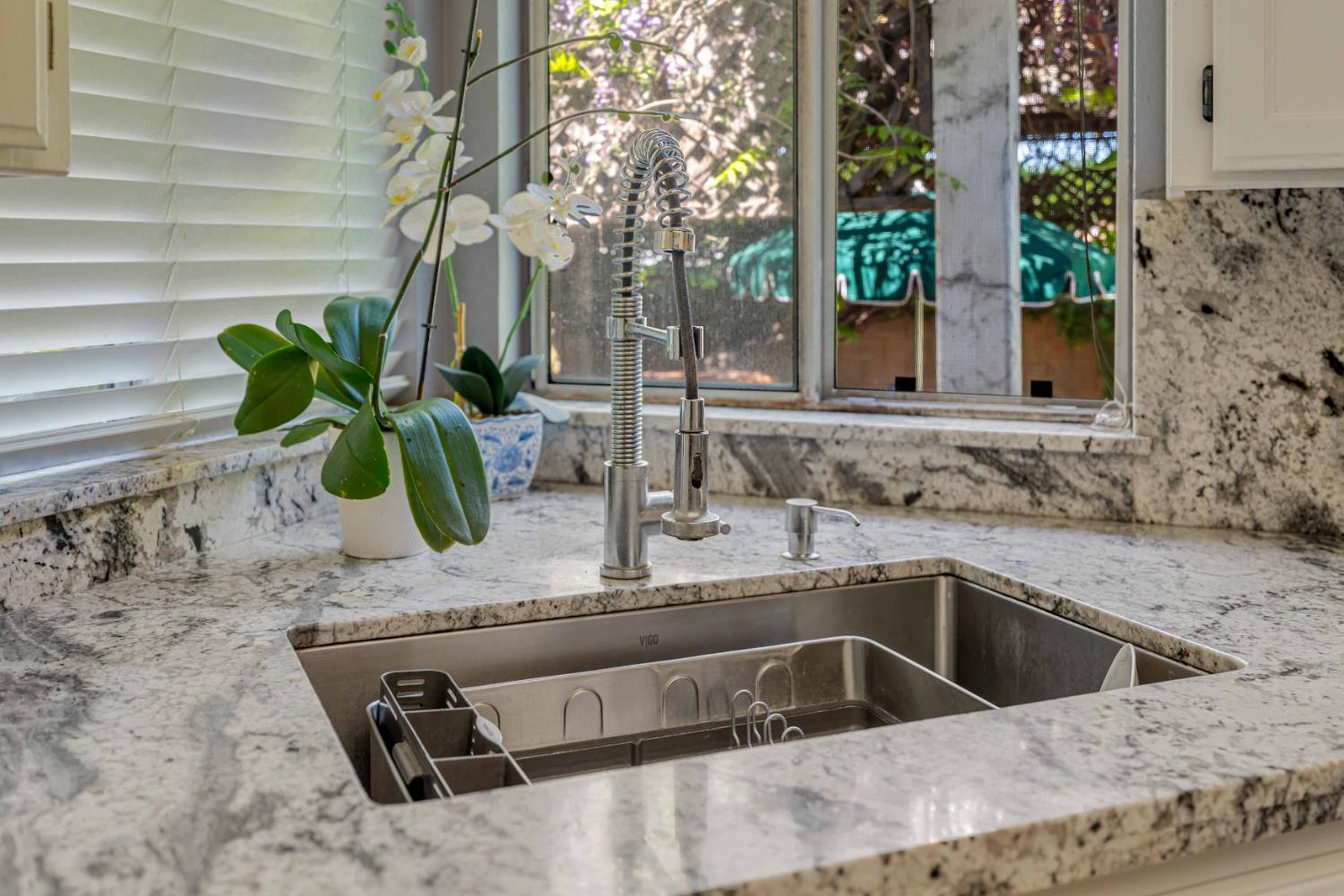 1717 Don Pedro Rd, Ceres, CA 95307