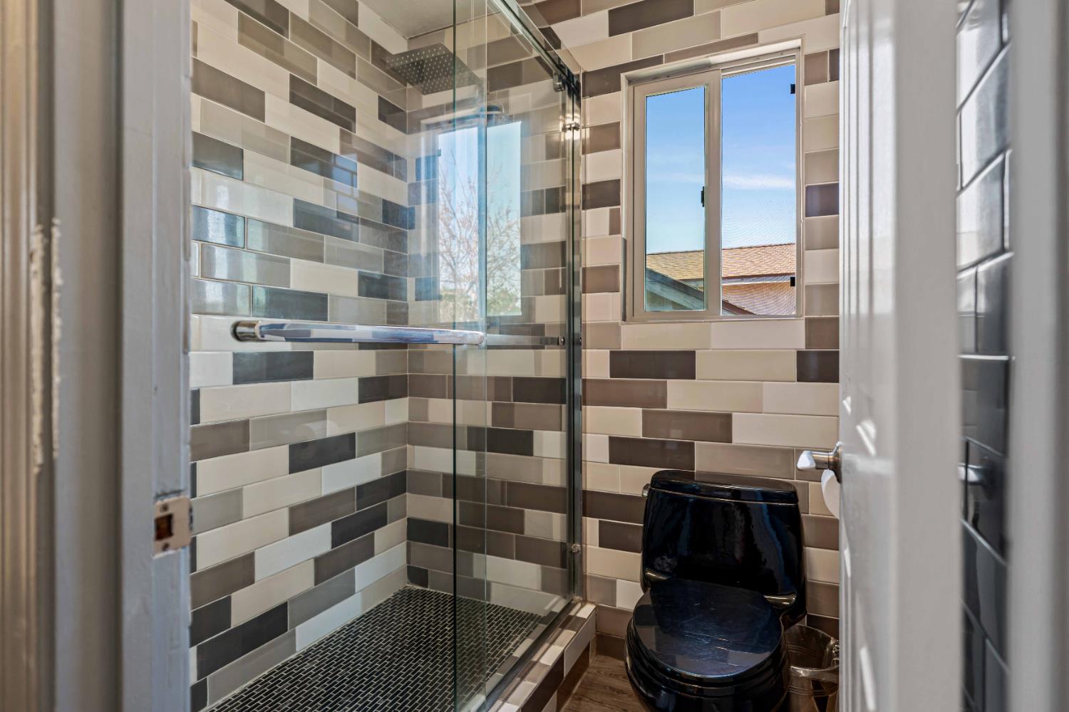 1717 Don Pedro Rd, Ceres, CA 95307