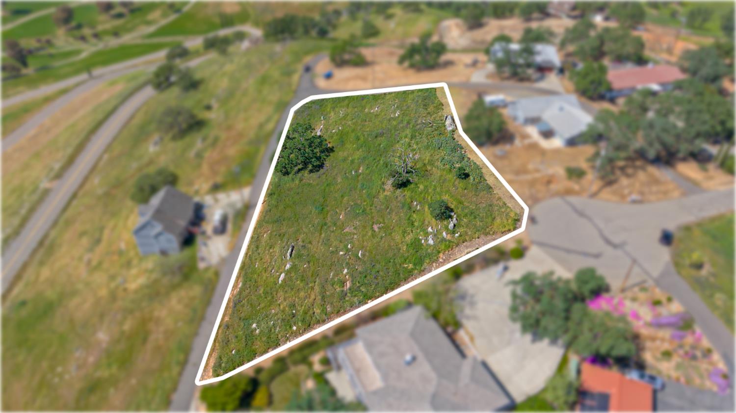 9644 Fachada Way, La Grange, CA 95329