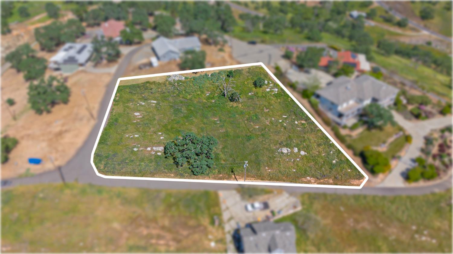 9644 Fachada Way, La Grange, CA 95329