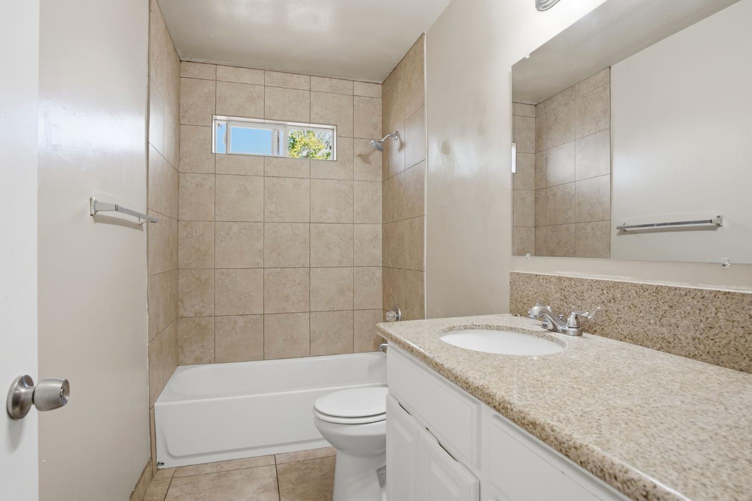 1102 Blair Ave, Modesto, CA 95350