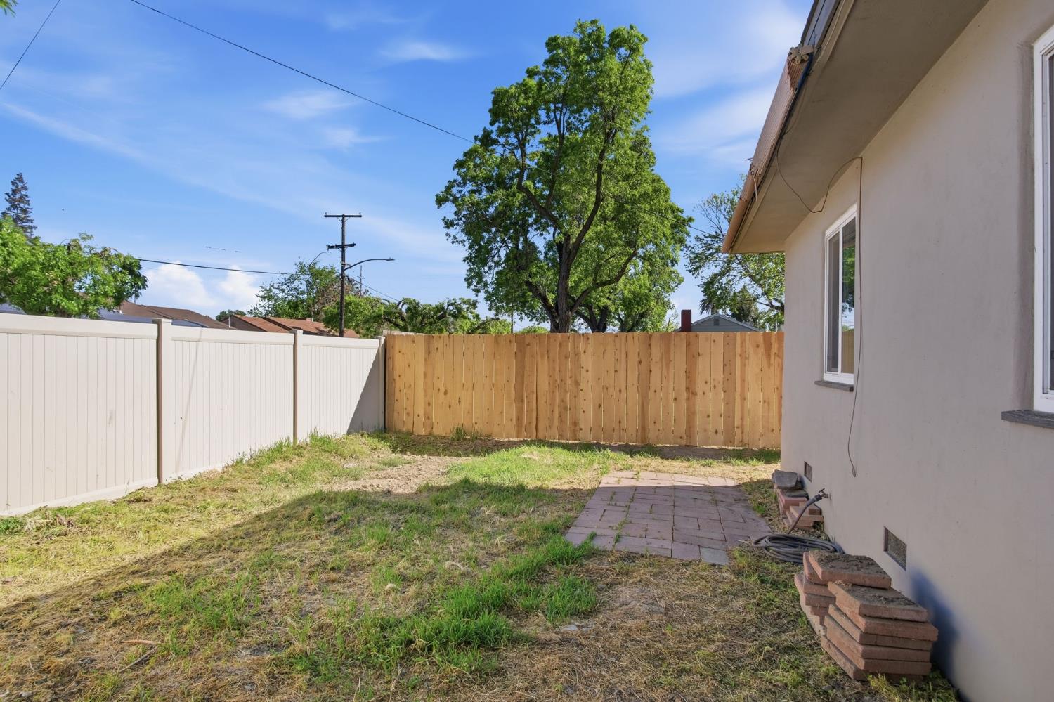 1102 Blair Ave, Modesto, CA 95350