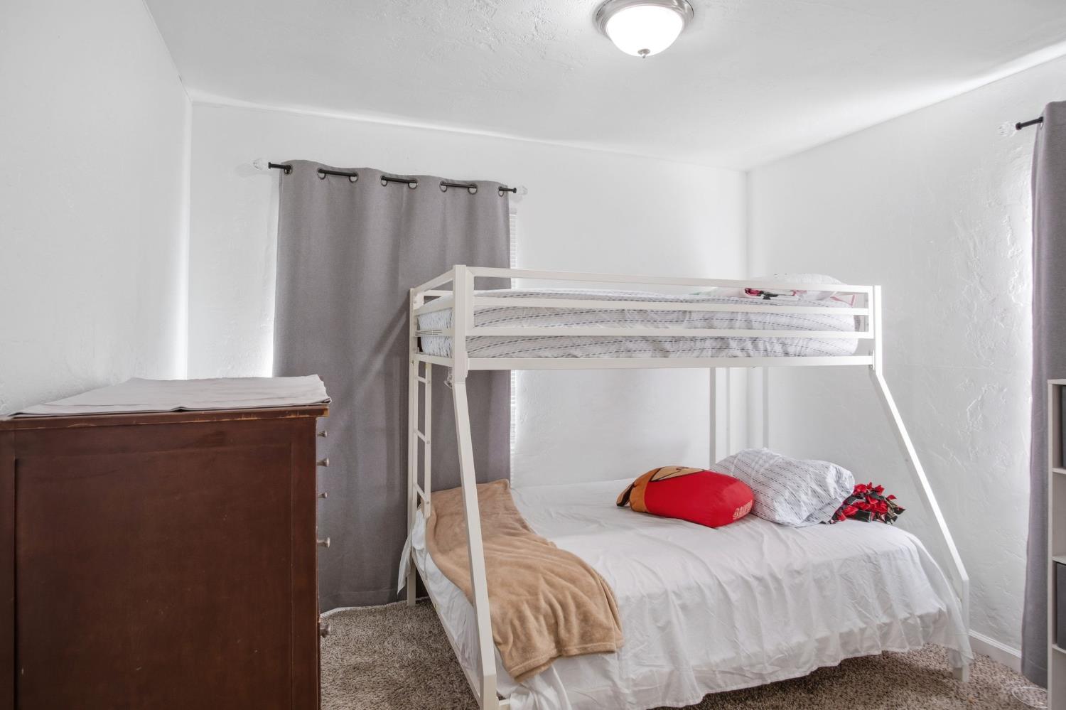 1102 Blair Ave, Modesto, CA 95350