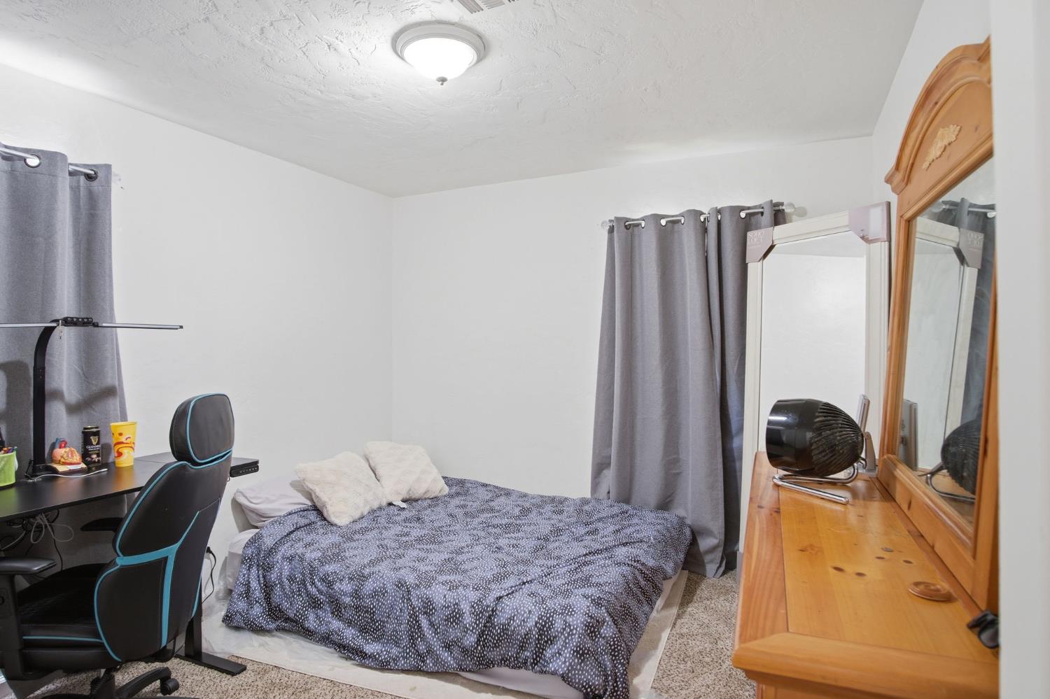 1102 Blair Ave, Modesto, CA 95350