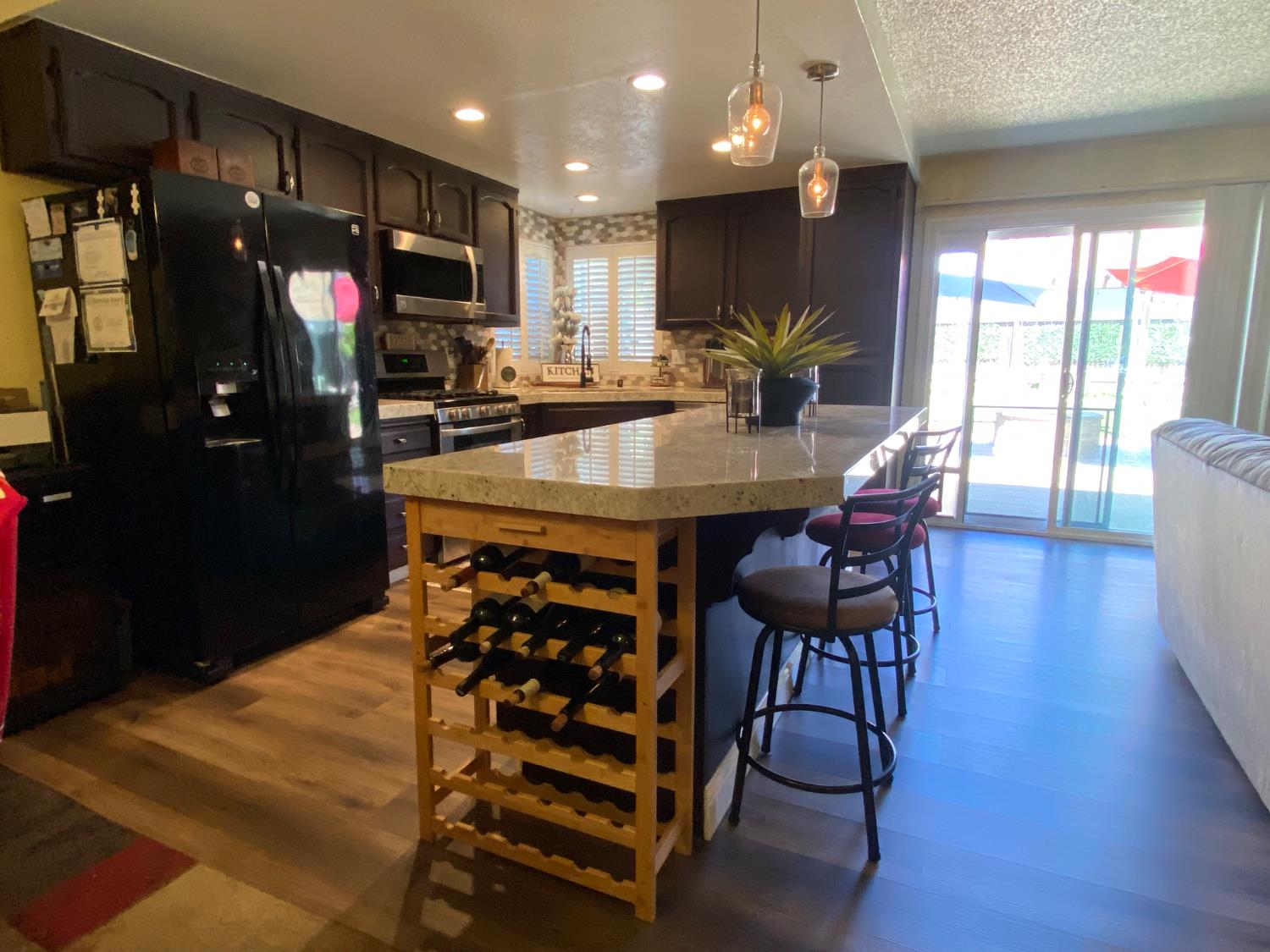 13163 Barnes Ave, Waterford, CA 95386