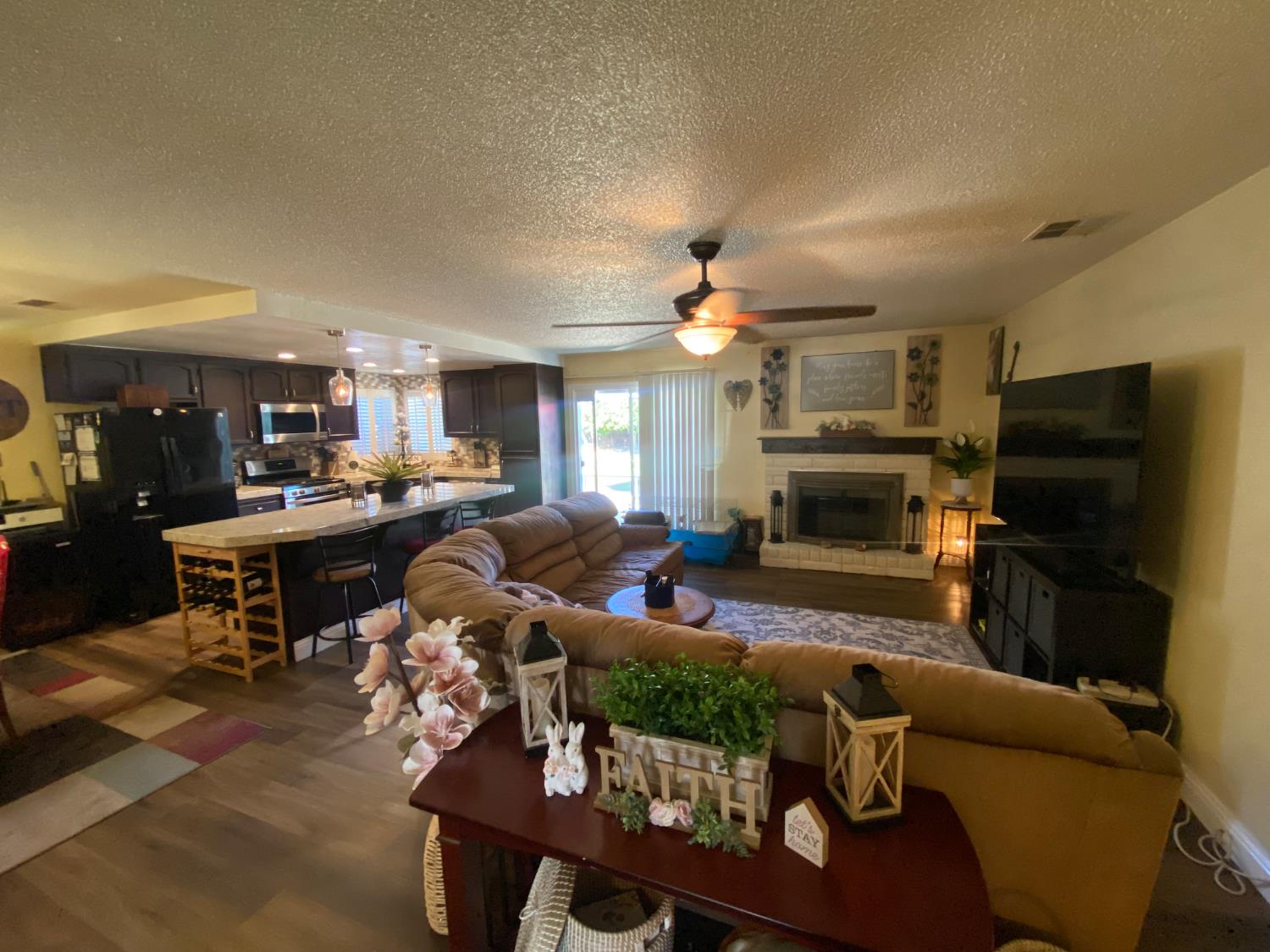 13163 Barnes Ave, Waterford, CA 95386