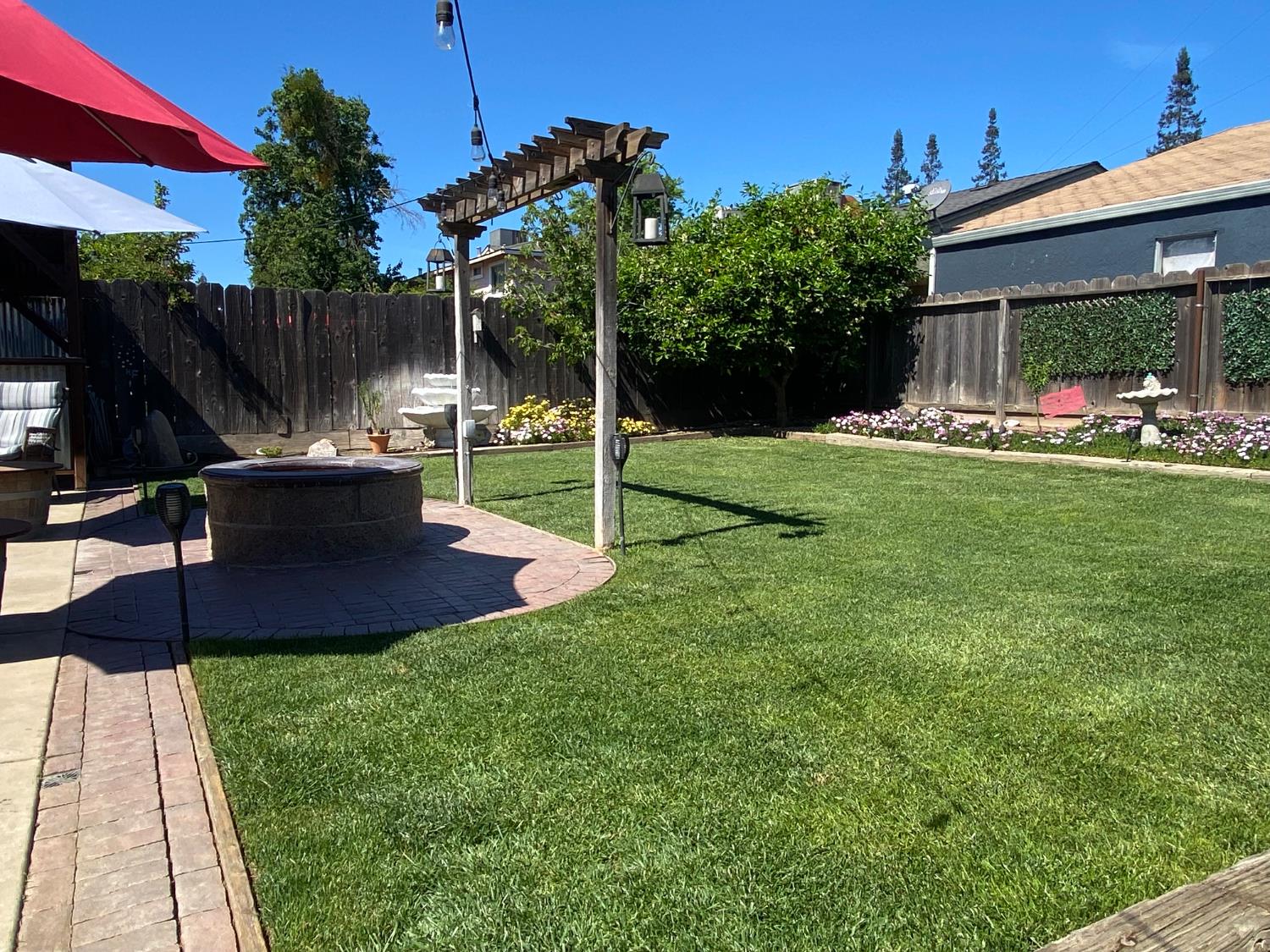 13163 Barnes Ave, Waterford, CA 95386