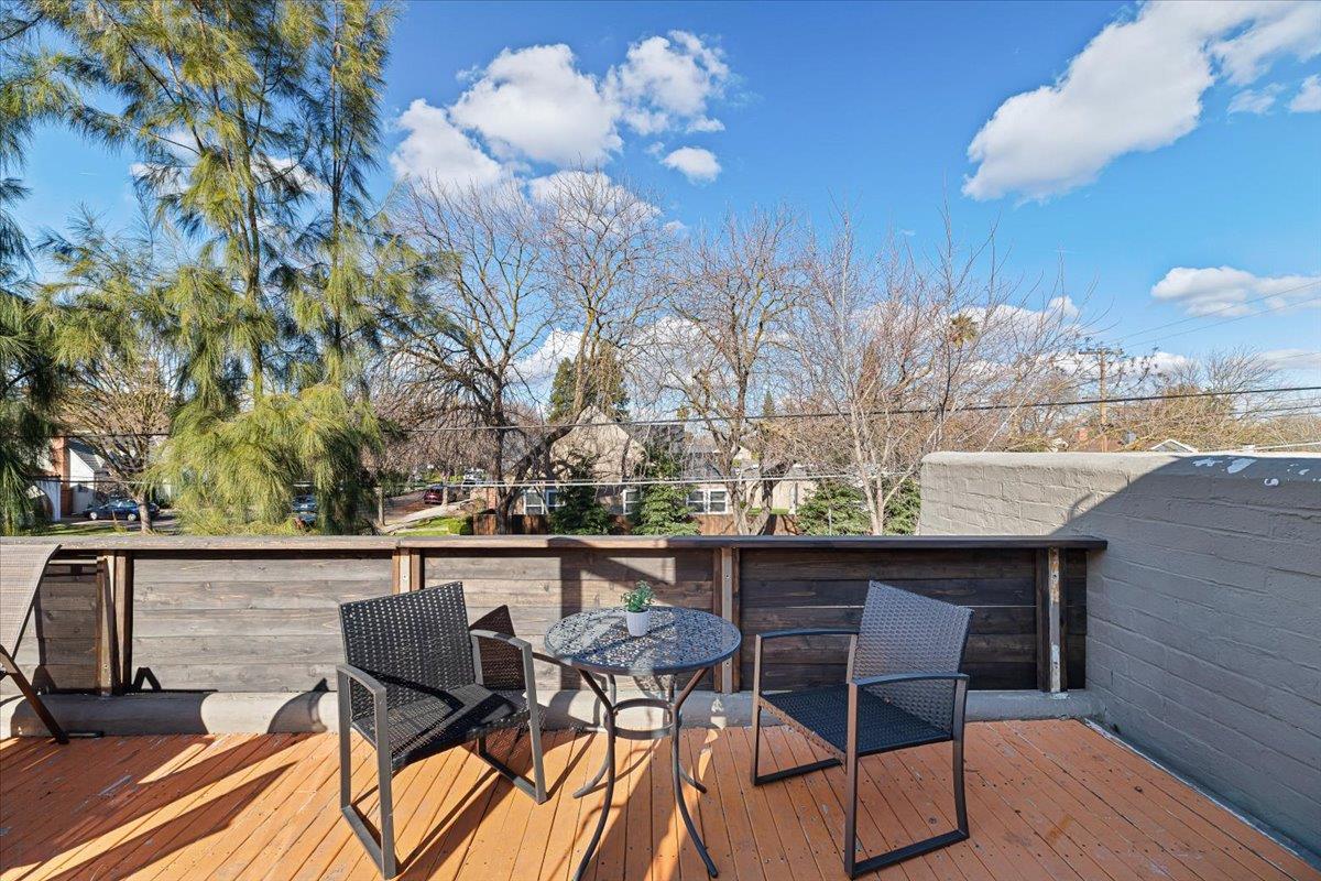 1018 W Morris Ave, Modesto, CA 95350