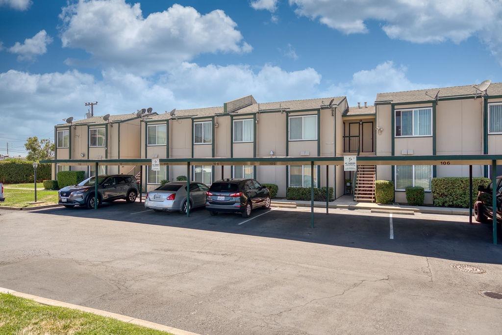 2942 Sierra St, Riverbank, CA 95367