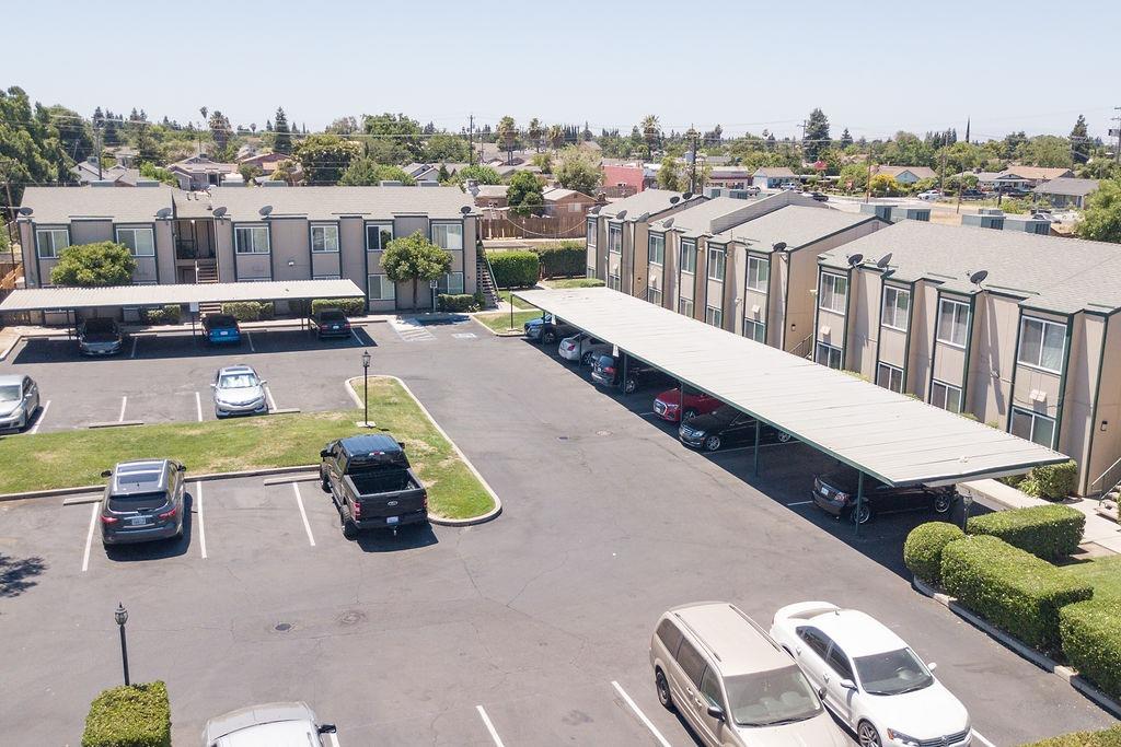 2942 Sierra St, Riverbank, CA 95367