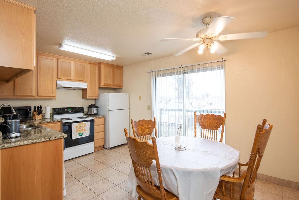 2942 Sierra St, Riverbank, CA 95367