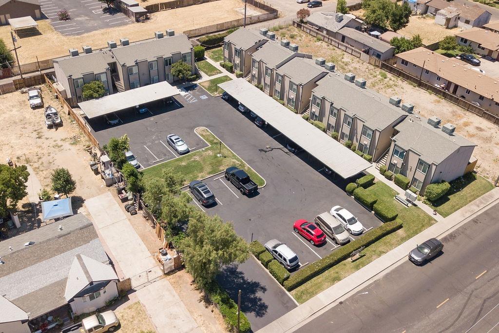 2942 Sierra St, Riverbank, CA 95367