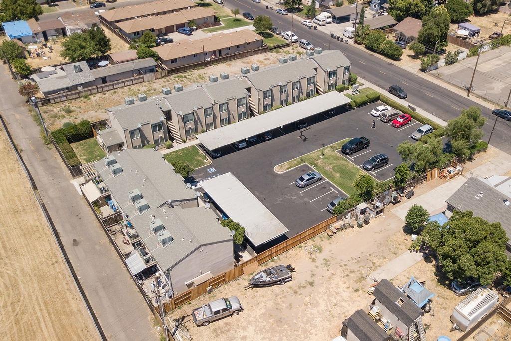 2942 Sierra St, Riverbank, CA 95367