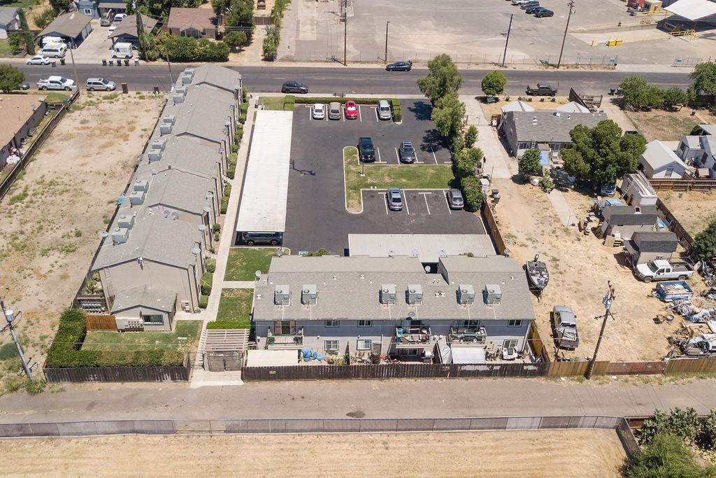 2942 Sierra St, Riverbank, CA 95367