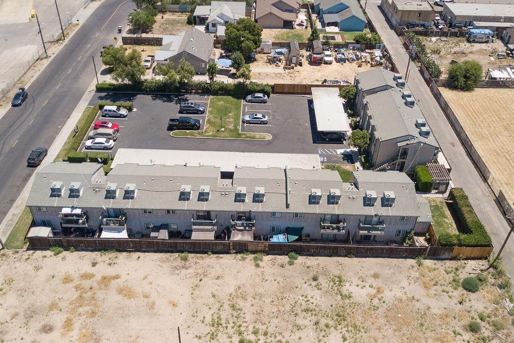 2942 Sierra St, Riverbank, CA 95367