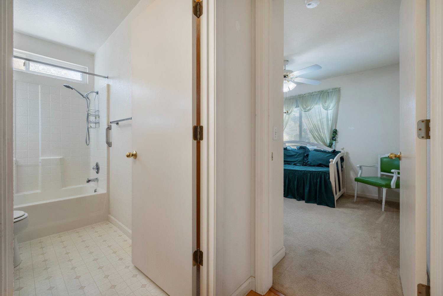 2223 Shire Way, Turlock, CA 95380