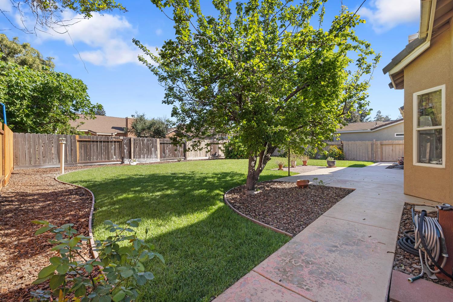 2223 Shire Way, Turlock, CA 95380