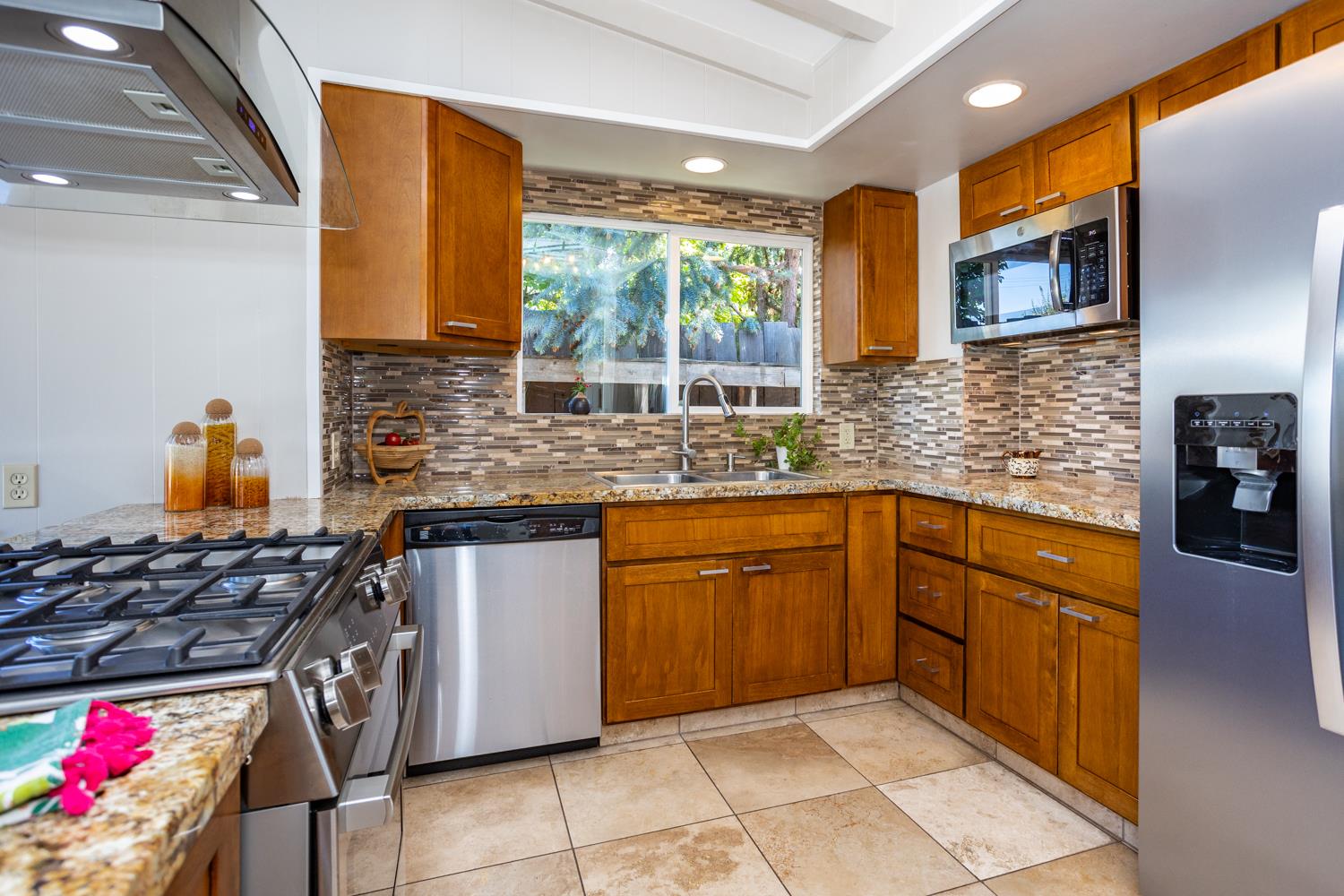 721 723 River Ave, Oakdale, CA 95361