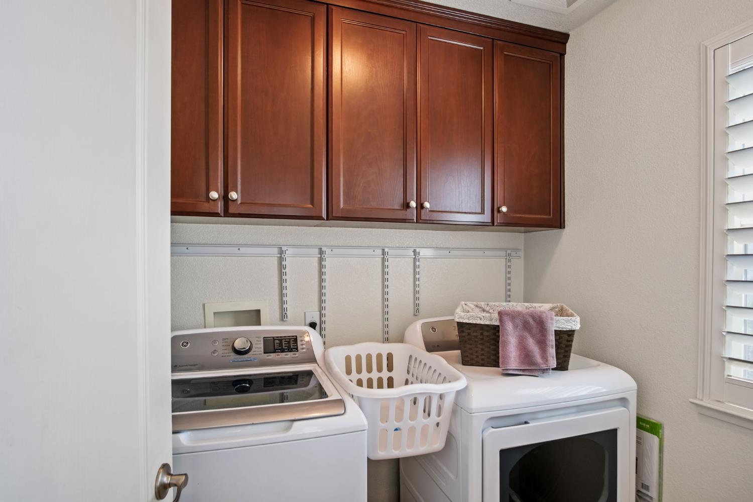 4160 N Berkeley Ave, Turlock, CA 95382