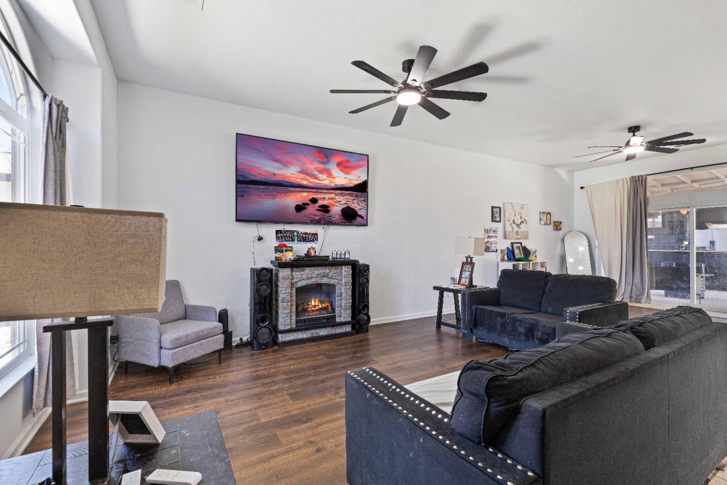 1628 Sungate Dr, Ceres, CA 95307