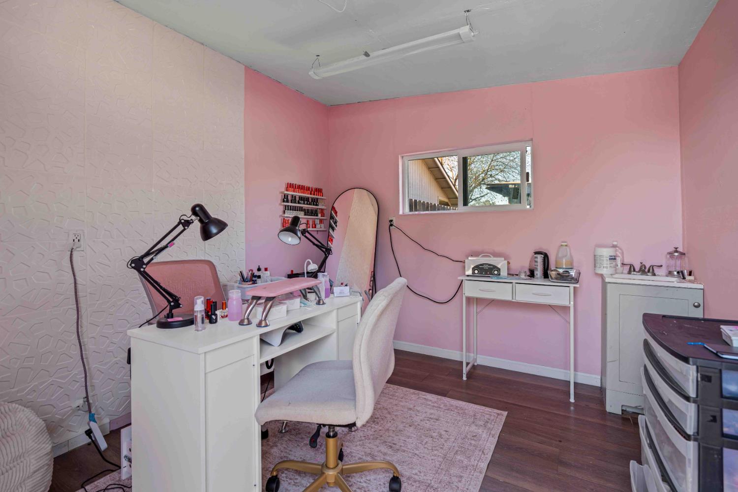 1628 Sungate Dr, Ceres, CA 95307